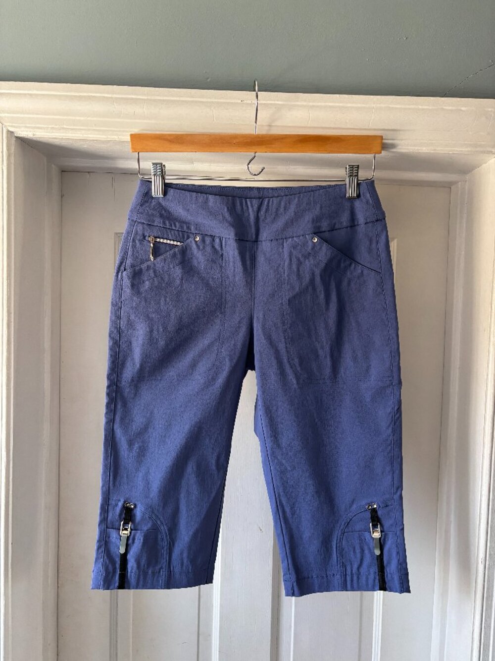Jamie Sadock Skinnylicious Knee Capri Pants Shorts Light Purple Golf Size 4